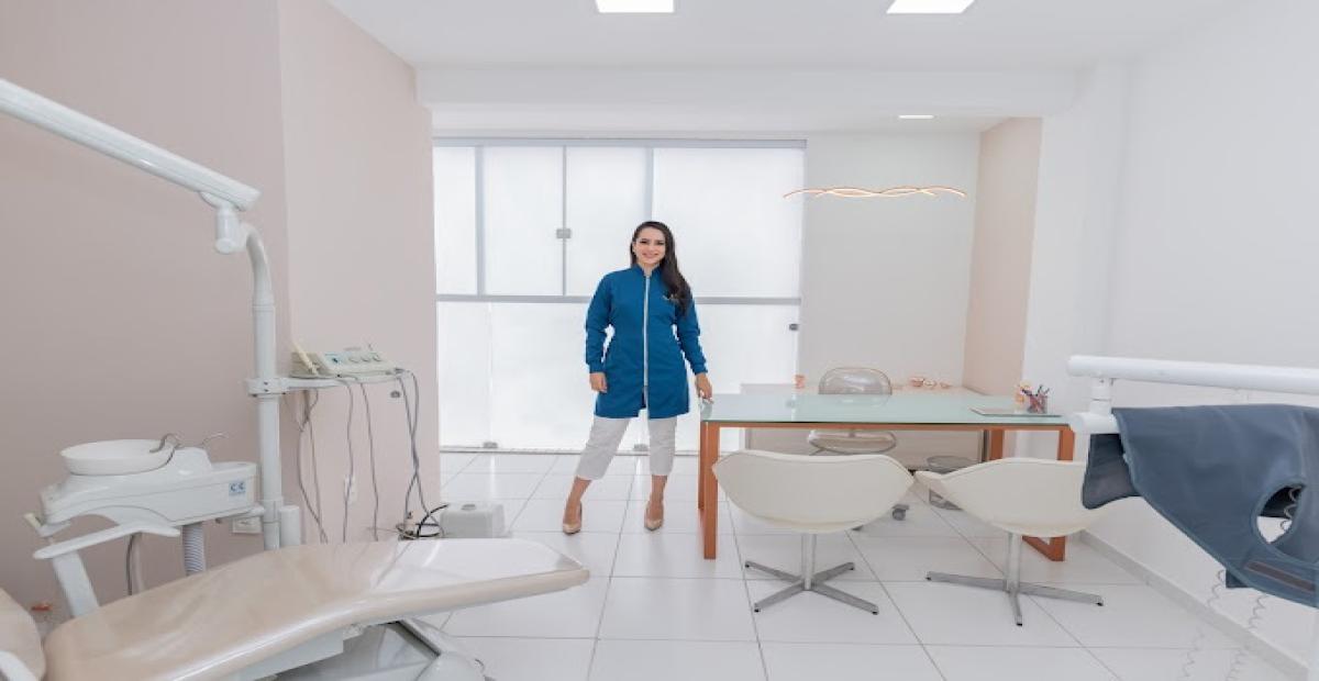 Dra. Kamila Duarte Dentista - Melhores Planos de Saúde